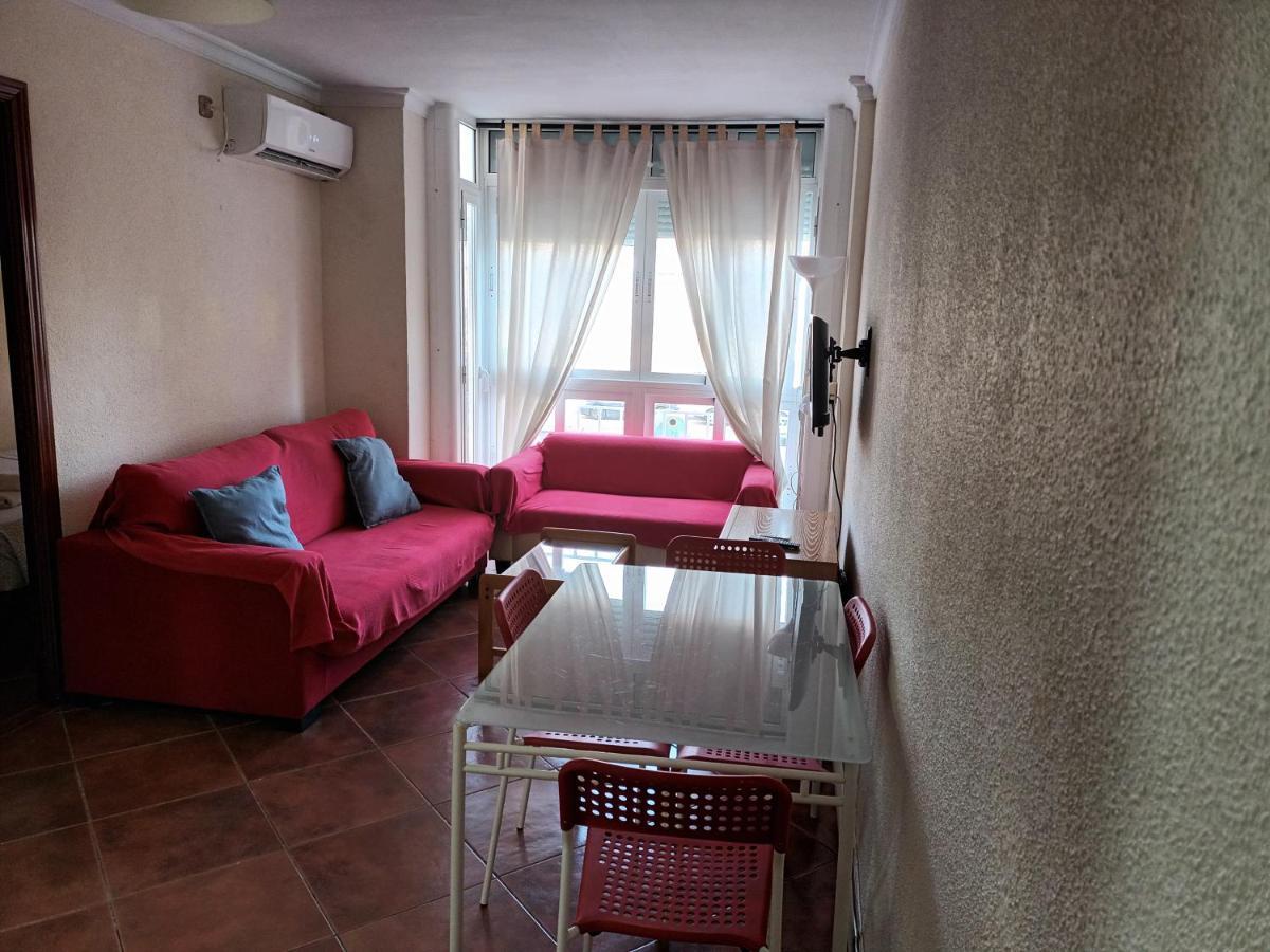 Apartamentos Vialia Sol Y Playa Malaga Exterior photo